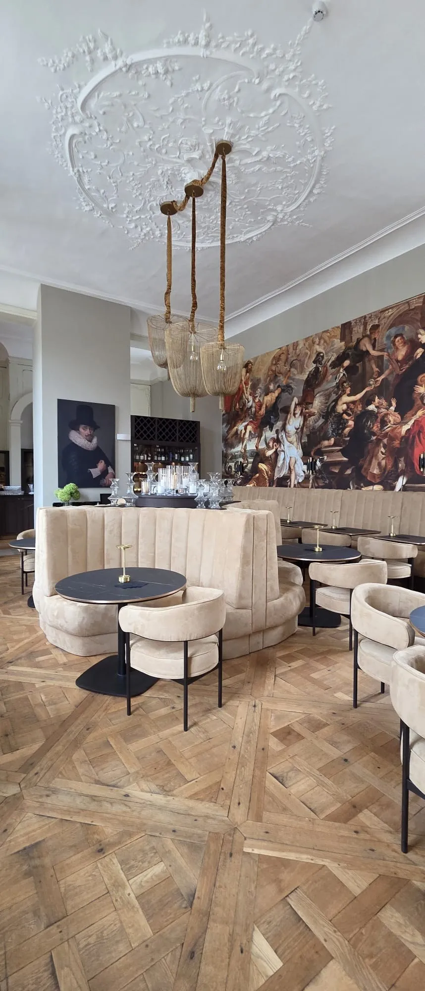 Hôtel Royal Beaulaincourt, Béthune 2 av 7